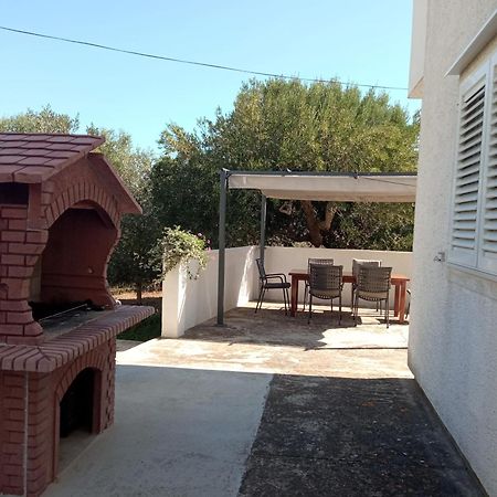 Apartman Carpe Diem Sutomiscica Exterior foto